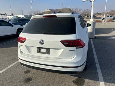 2020 Volkswagen Tiguan SE R-Line Black
