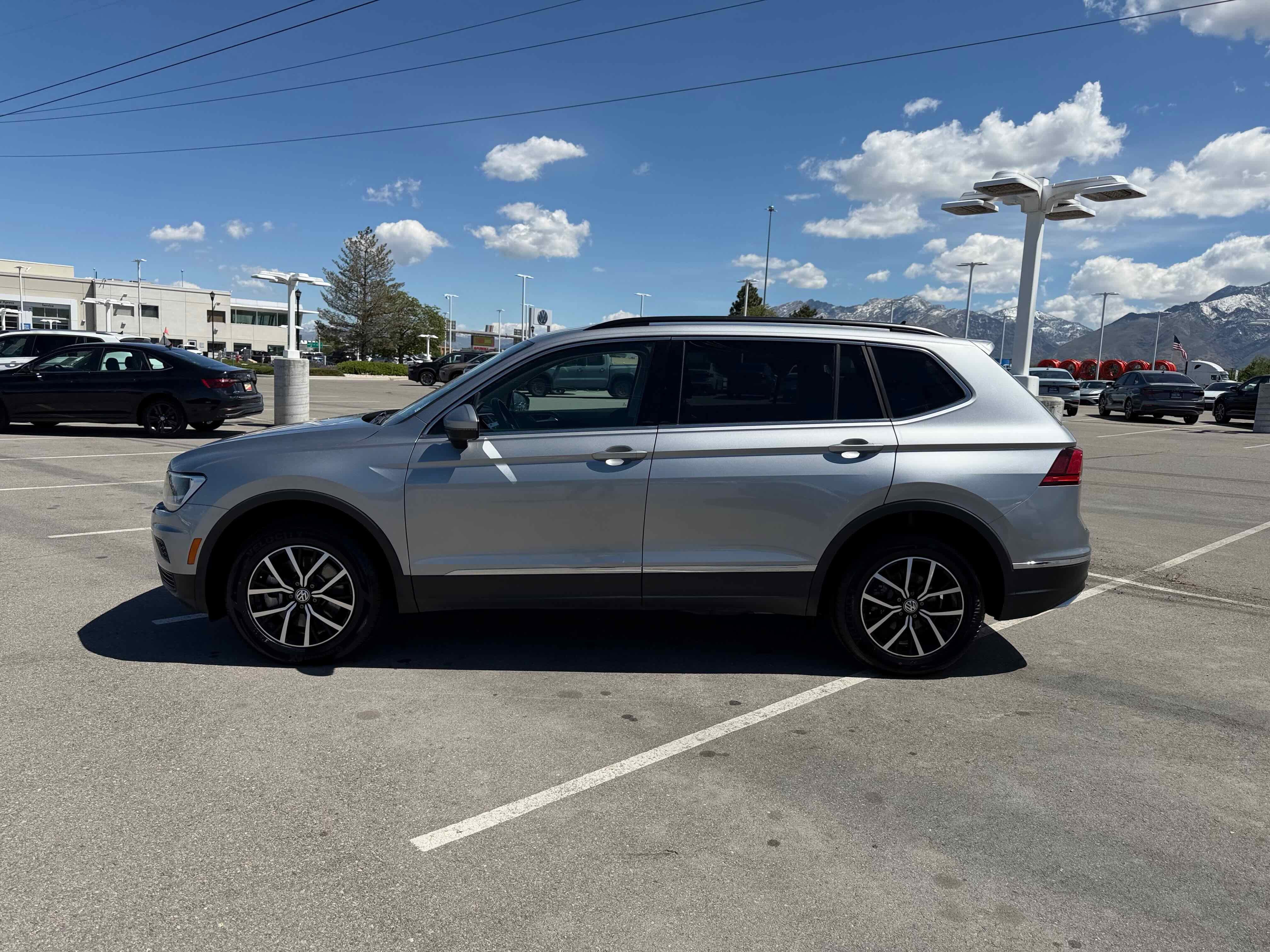 2021 Volkswagen Tiguan 2.0T SE