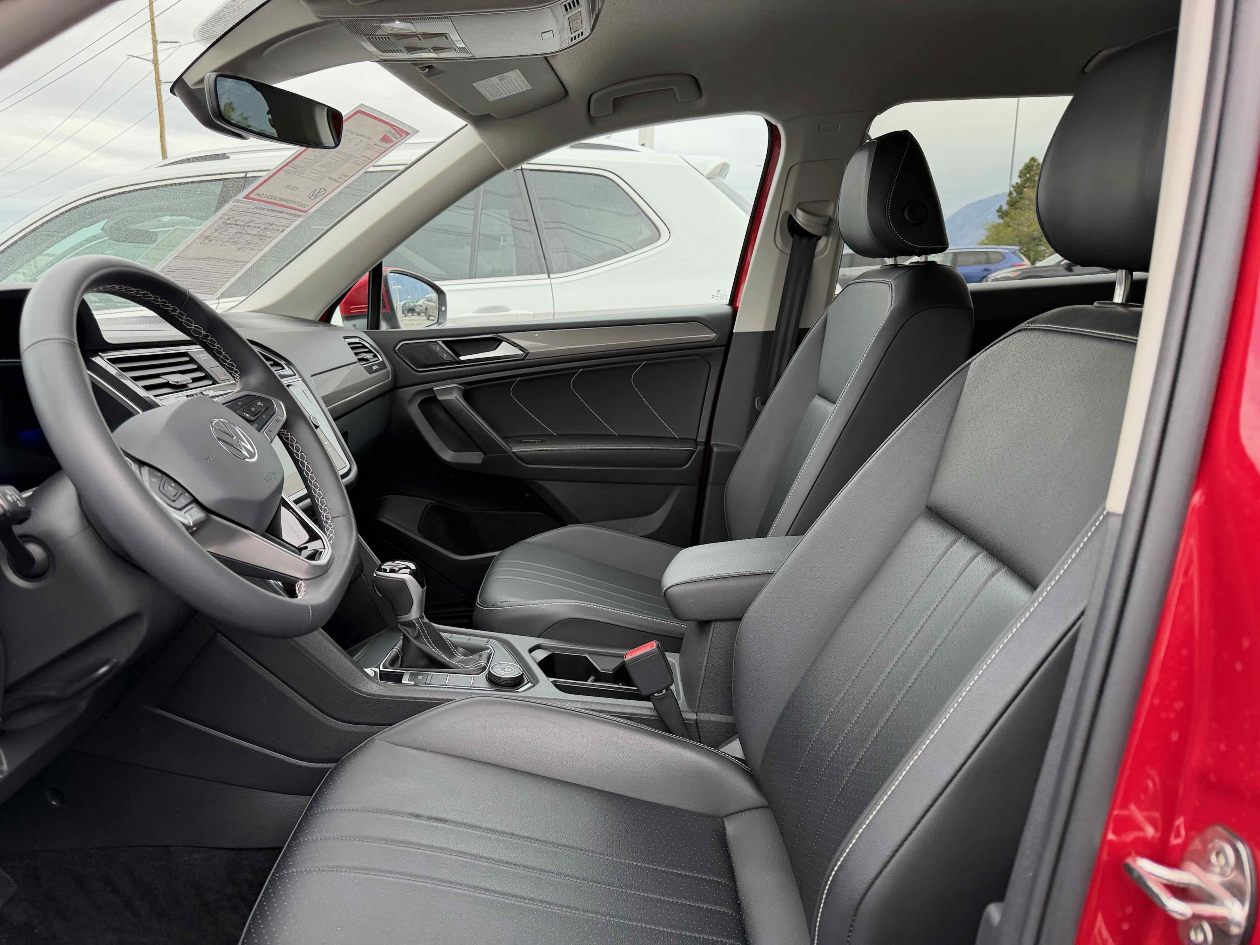 2024 Volkswagen Tiguan SE