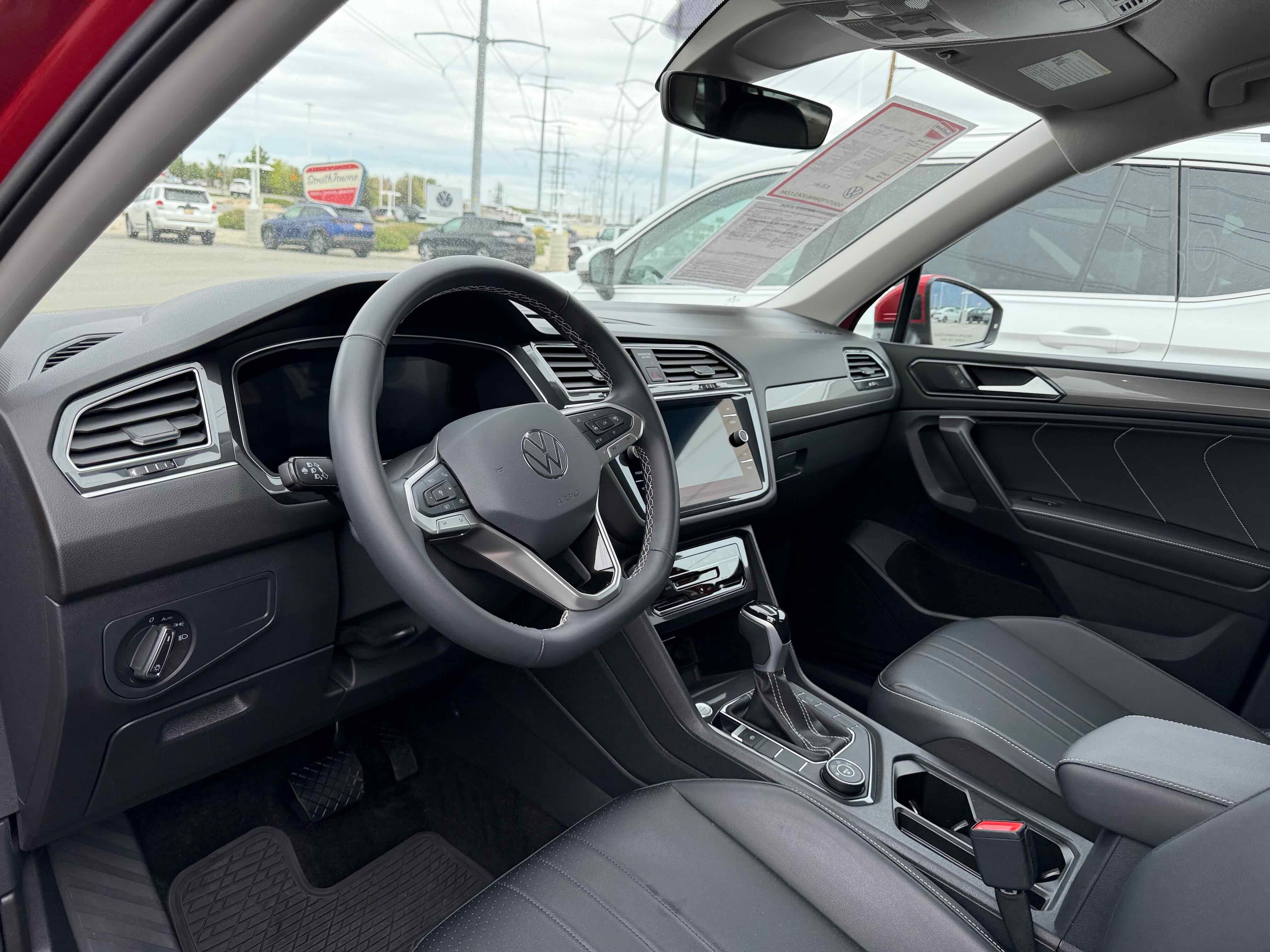 2024 Volkswagen Tiguan SE