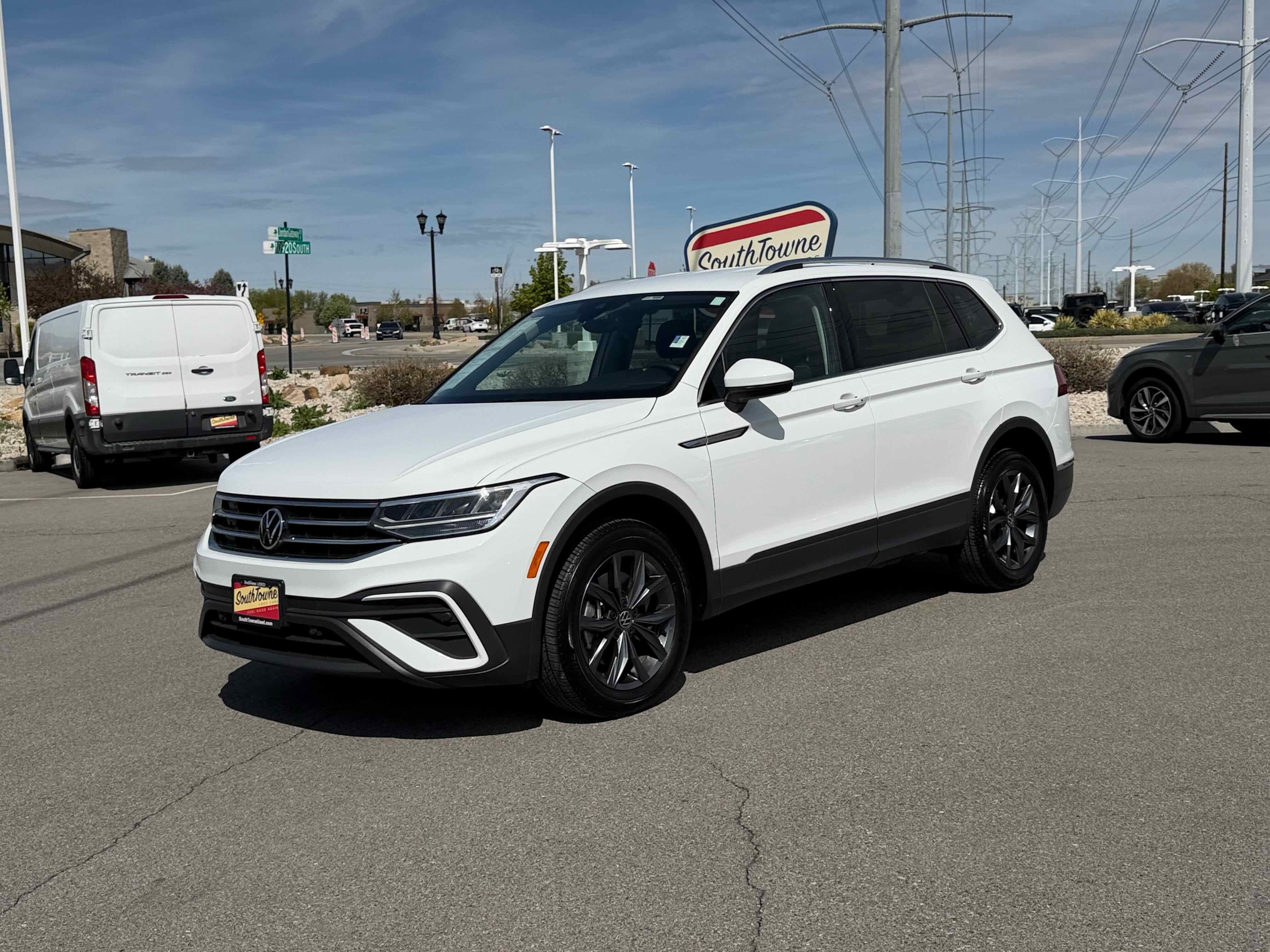 2022 Volkswagen Tiguan SE