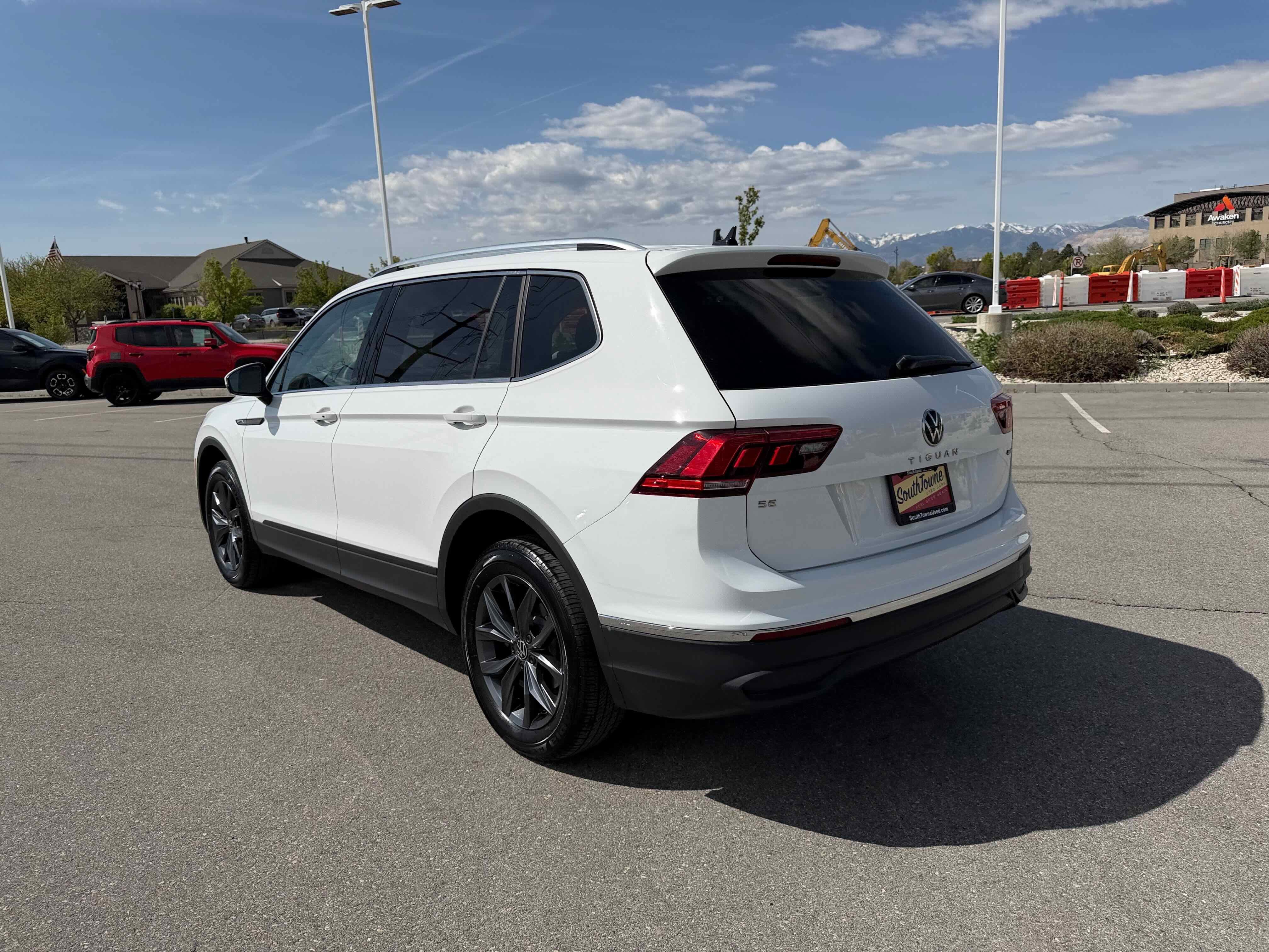 2022 Volkswagen Tiguan SE