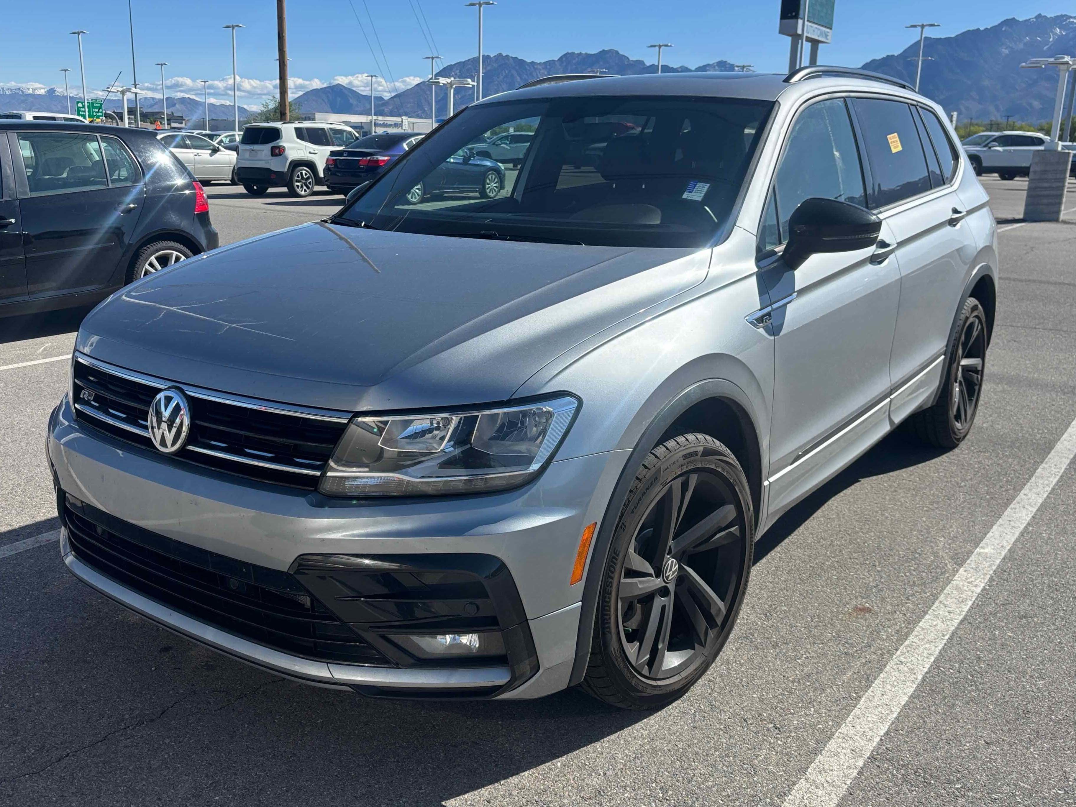 2021 Volkswagen Tiguan SE R-LINE BLACK