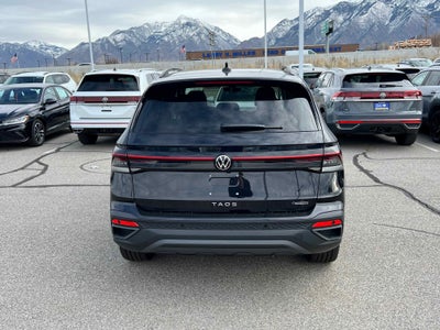 2026 Volkswagen Taos SE Black