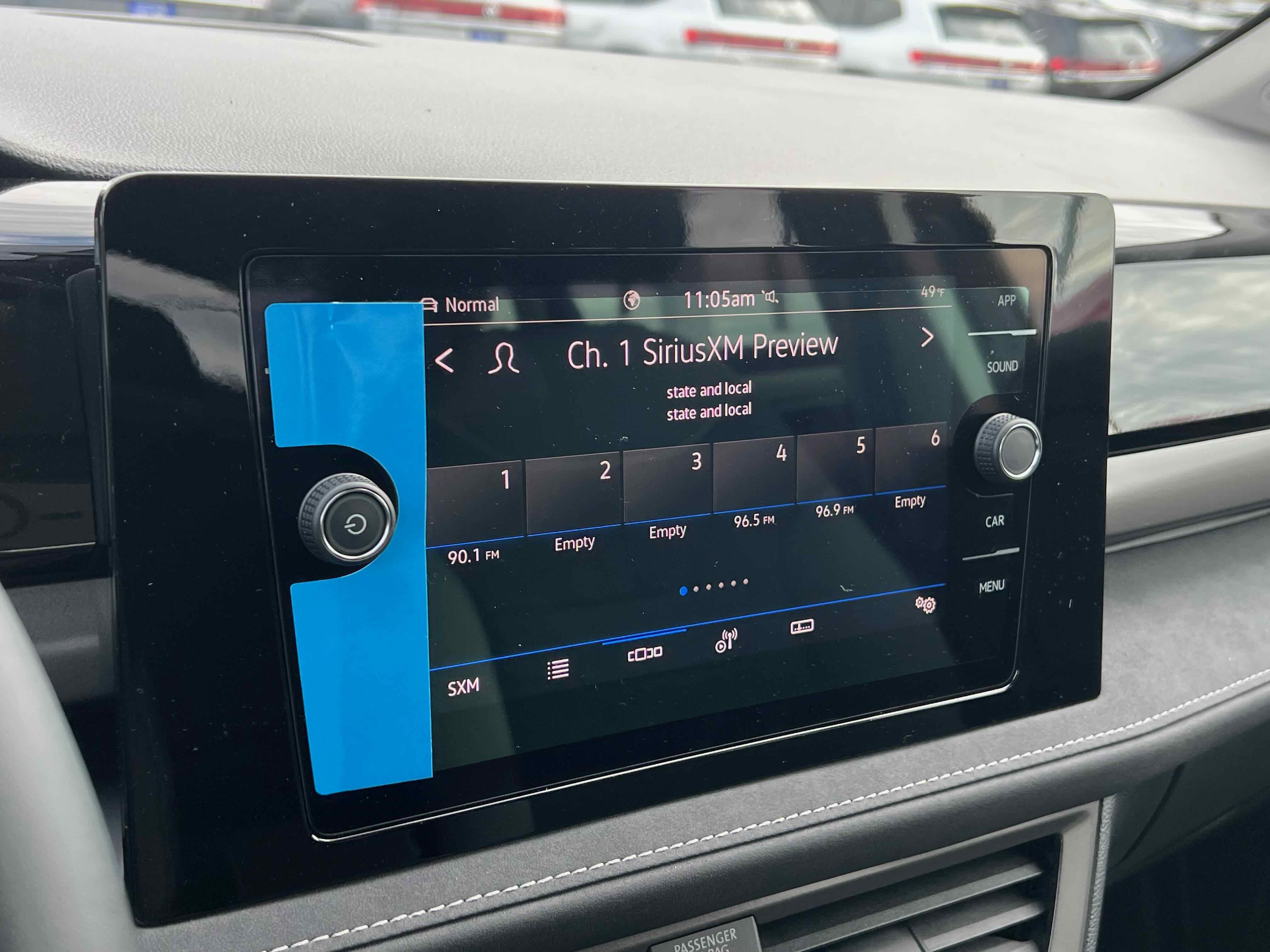 2026 Volkswagen Taos SE Black