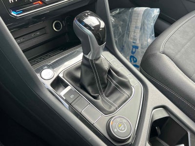 2026 Volkswagen Taos SE Black