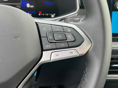 2026 Volkswagen Taos SE Black