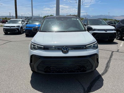 2025 Volkswagen Taos SE Black