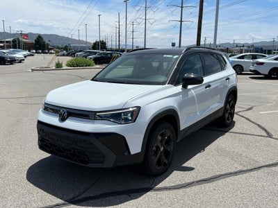 2025 Volkswagen Taos SE Black