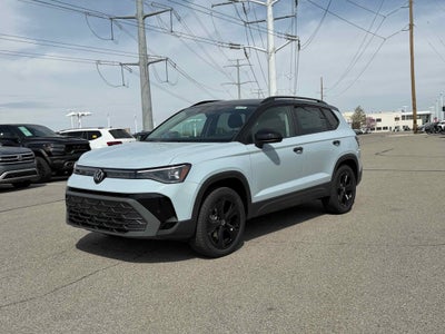 2026 Volkswagen Taos SE Black