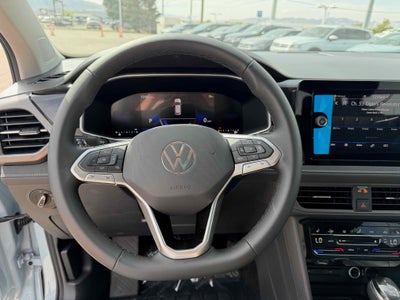 2026 Volkswagen Taos SE Black