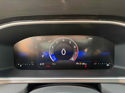 2026 Volkswagen Taos SE Black