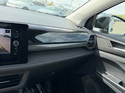 2026 Volkswagen Taos SE Black