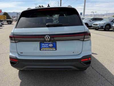 2026 Volkswagen Taos SE Black
