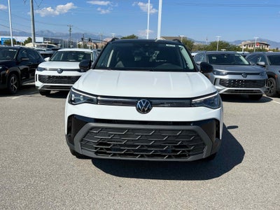 2025 Volkswagen Taos SE Black