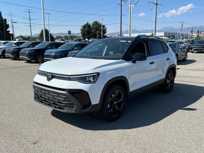 2025 Volkswagen Taos SE Black