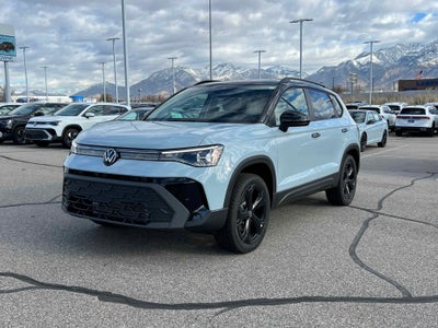 2026 Volkswagen Taos SE Black