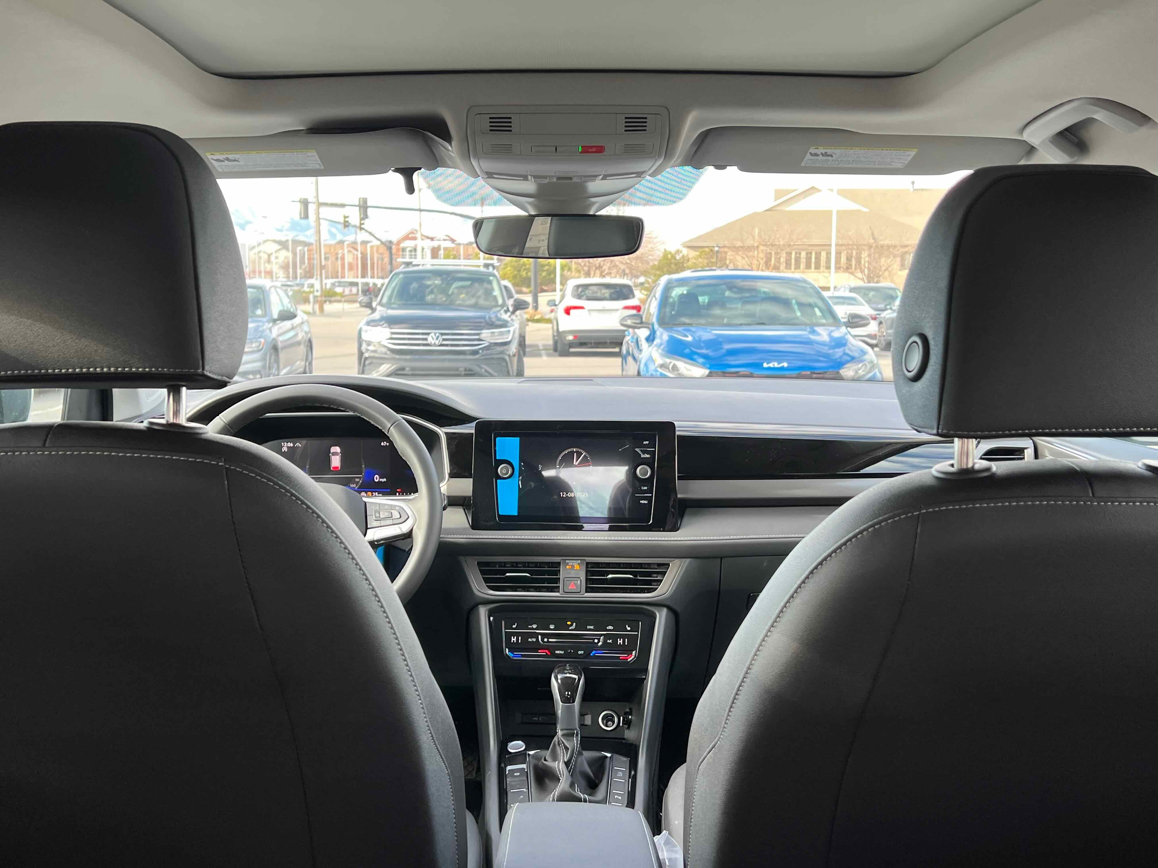 2026 Volkswagen Taos SE Black