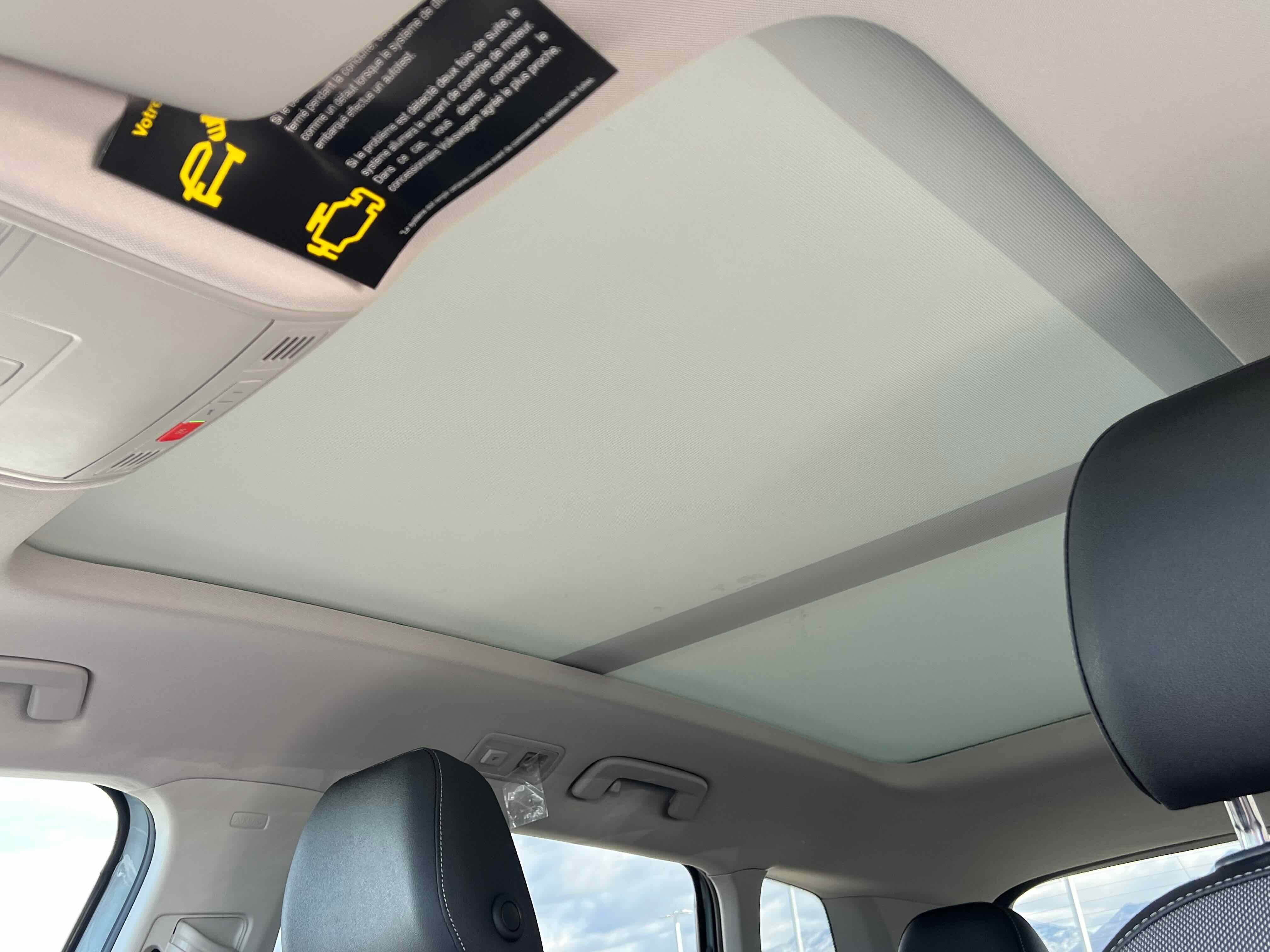 2026 Volkswagen Taos SE Black