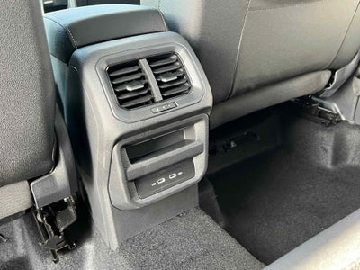 2026 Volkswagen Taos SE Black