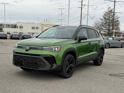 2026 Volkswagen Taos SE Black