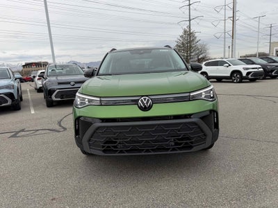 2026 Volkswagen Taos SE Black