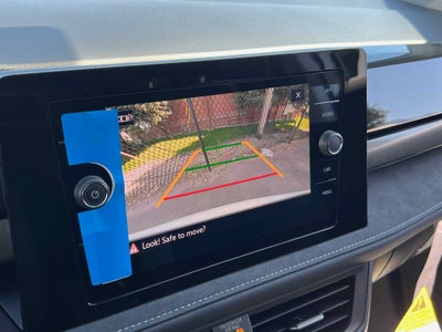 2025 Volkswagen Taos SE Black