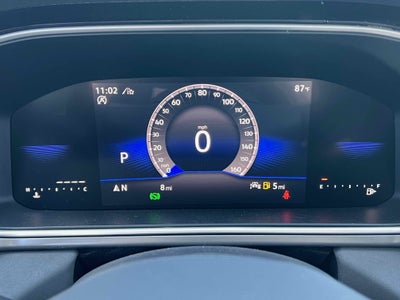 2025 Volkswagen Taos SE Black