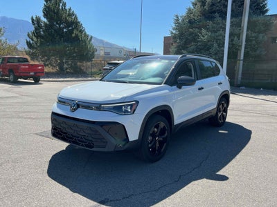 2025 Volkswagen Taos SE Black