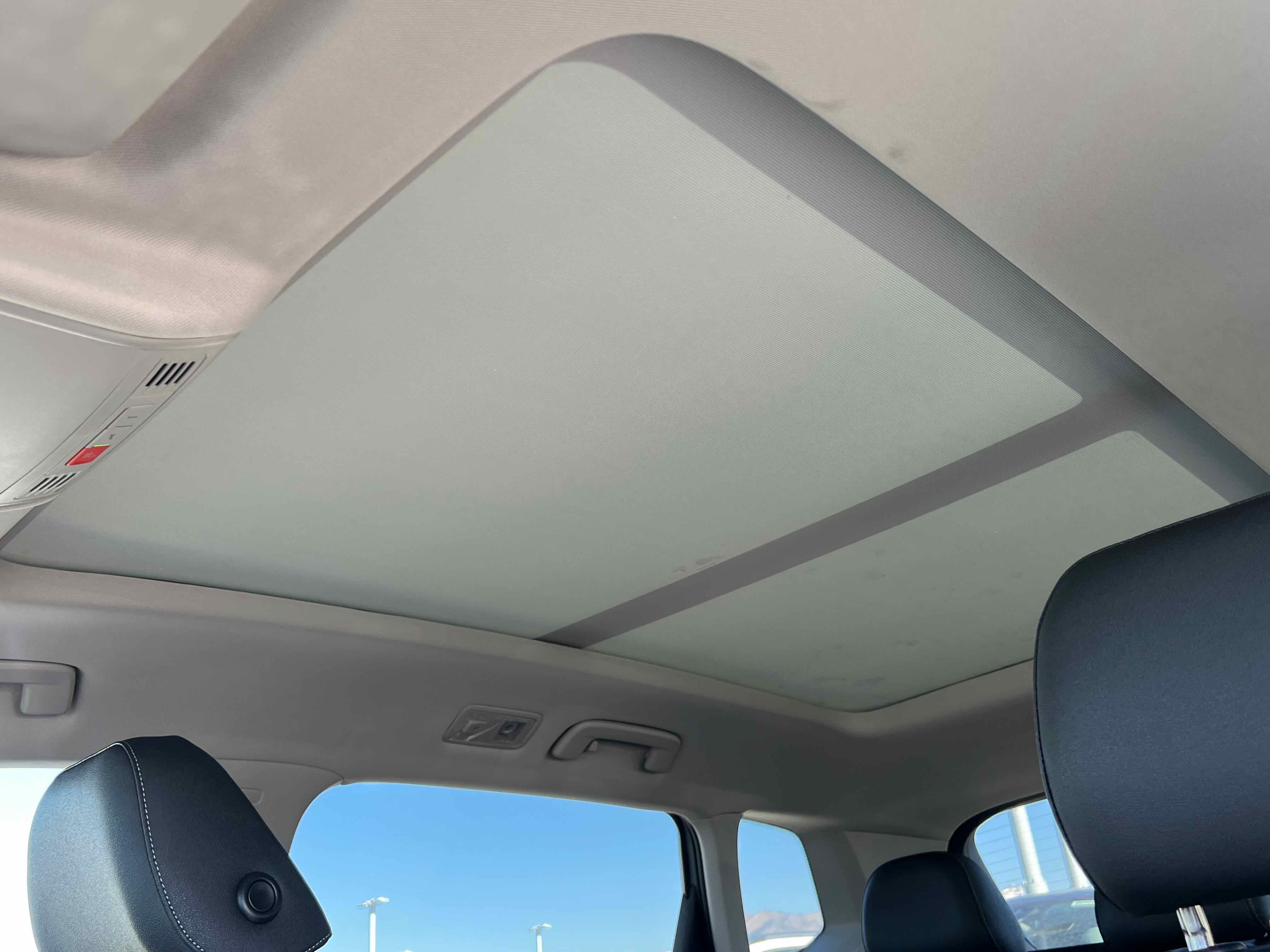 2026 Volkswagen Taos SE Black