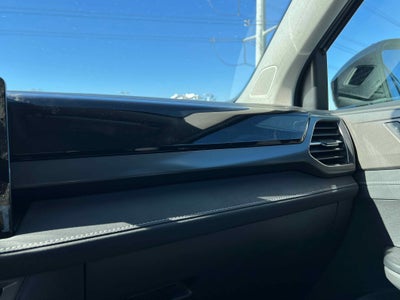 2026 Volkswagen Taos SE Black