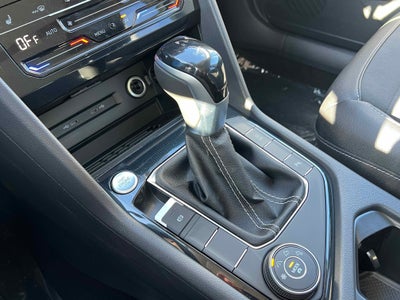 2026 Volkswagen Taos SE Black