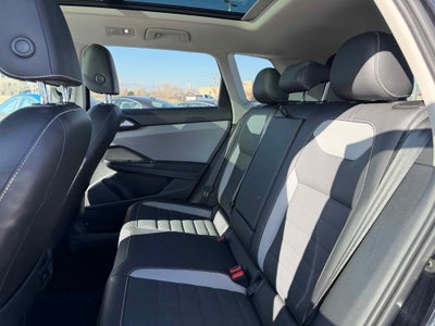 2022 Volkswagen Taos SEL