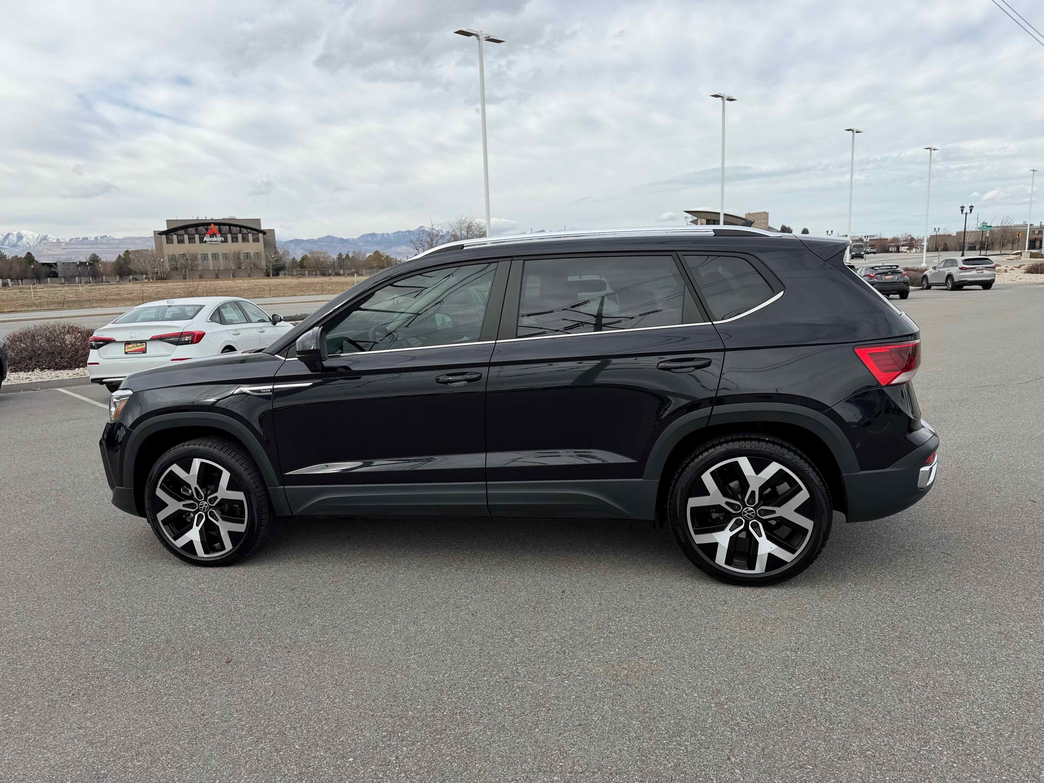 2022 Volkswagen Taos SEL