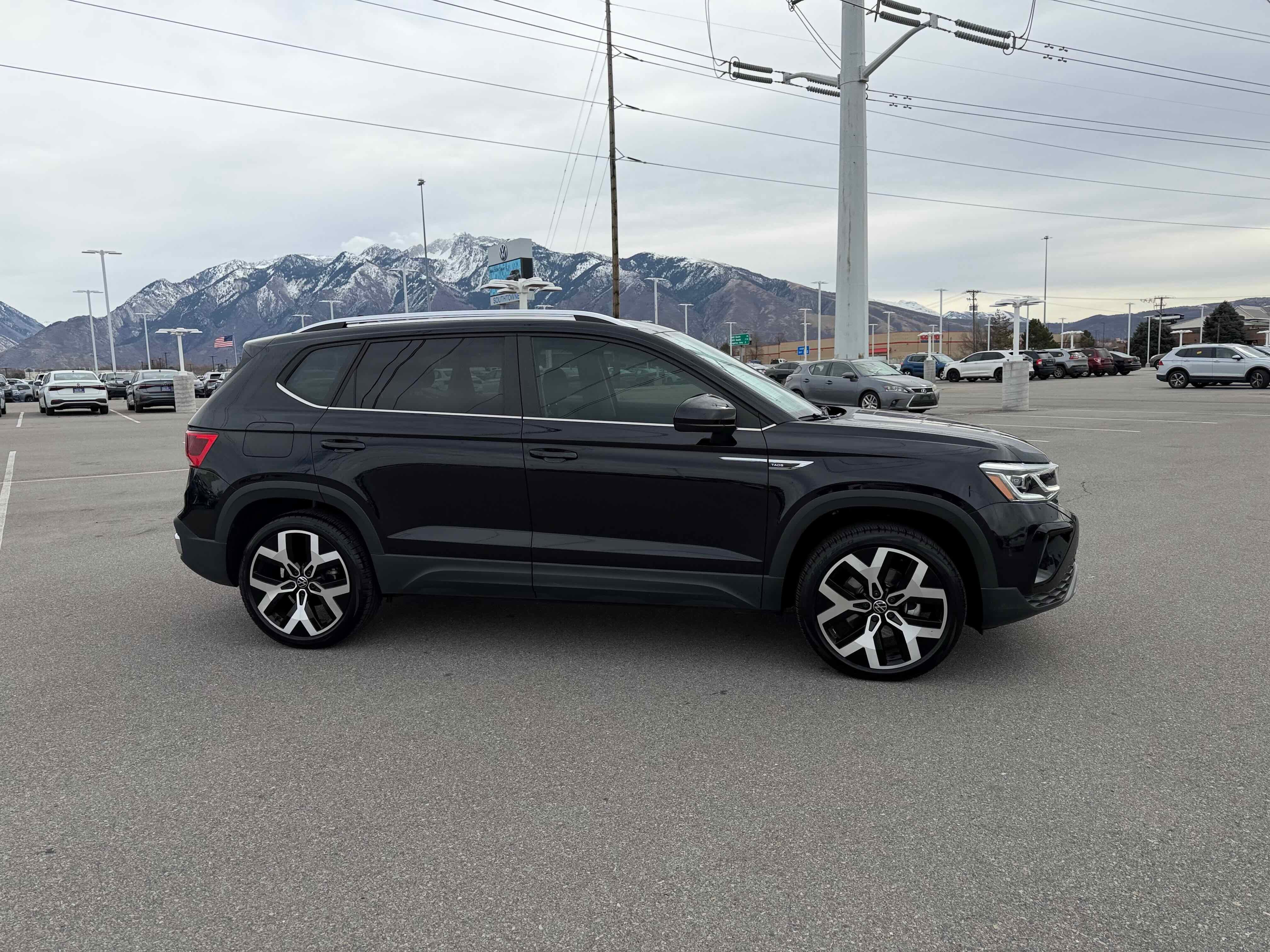 2022 Volkswagen Taos SEL