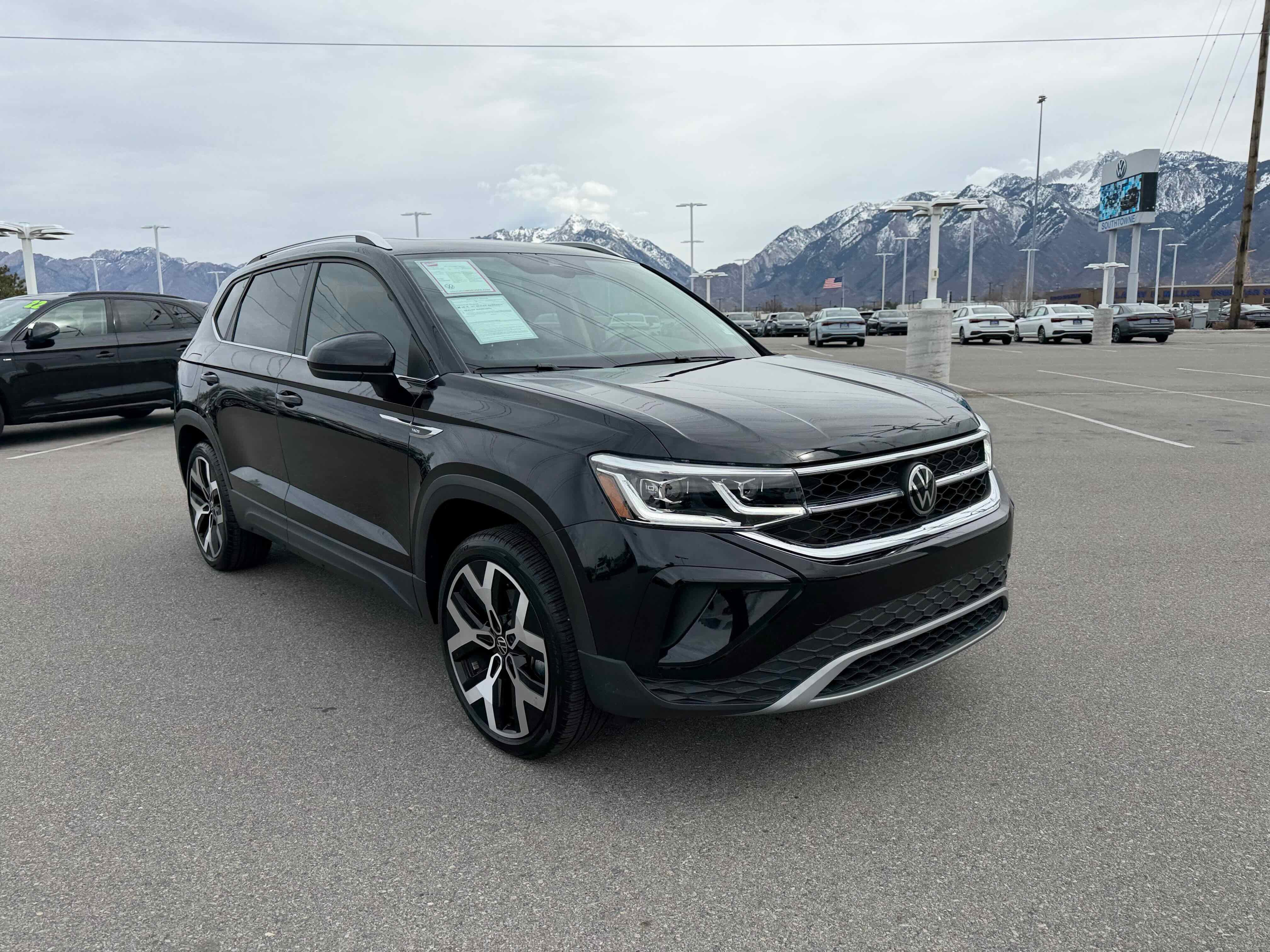 2022 Volkswagen Taos SEL