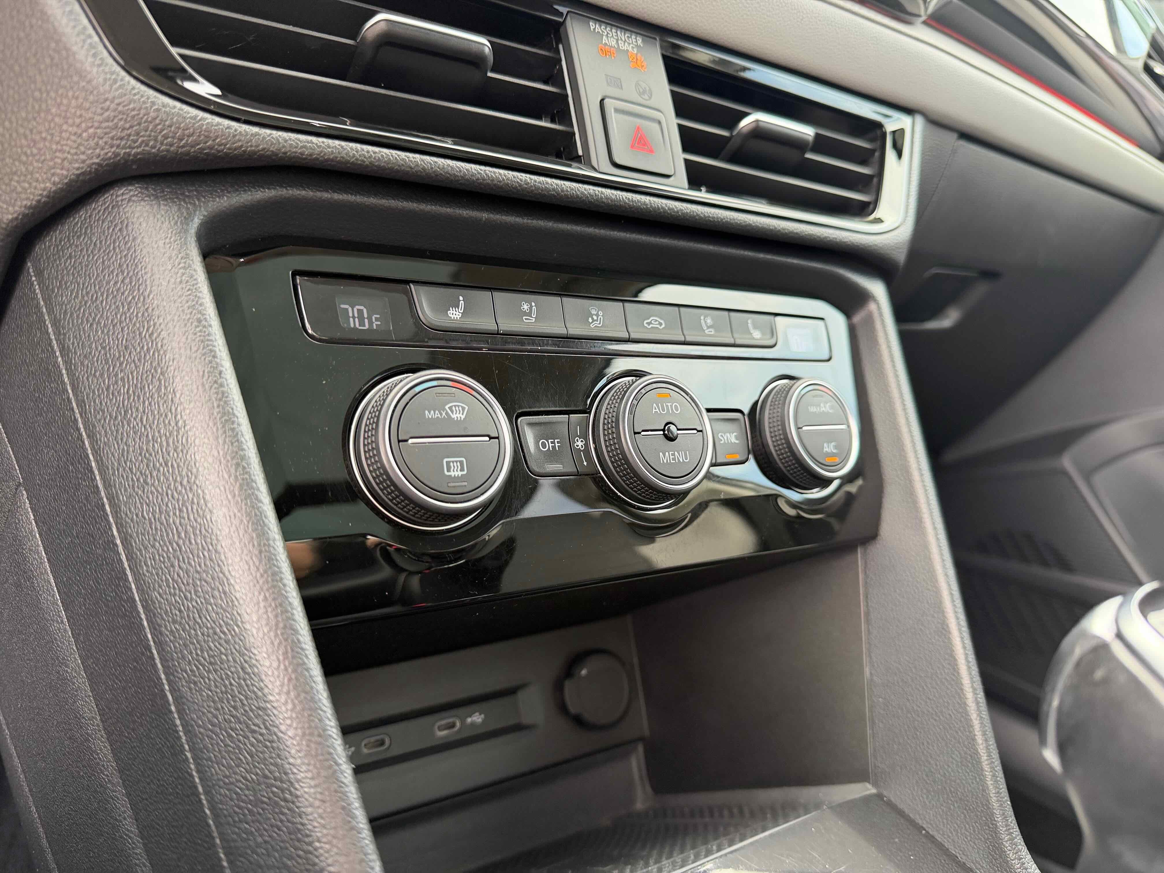 2022 Volkswagen Taos SEL