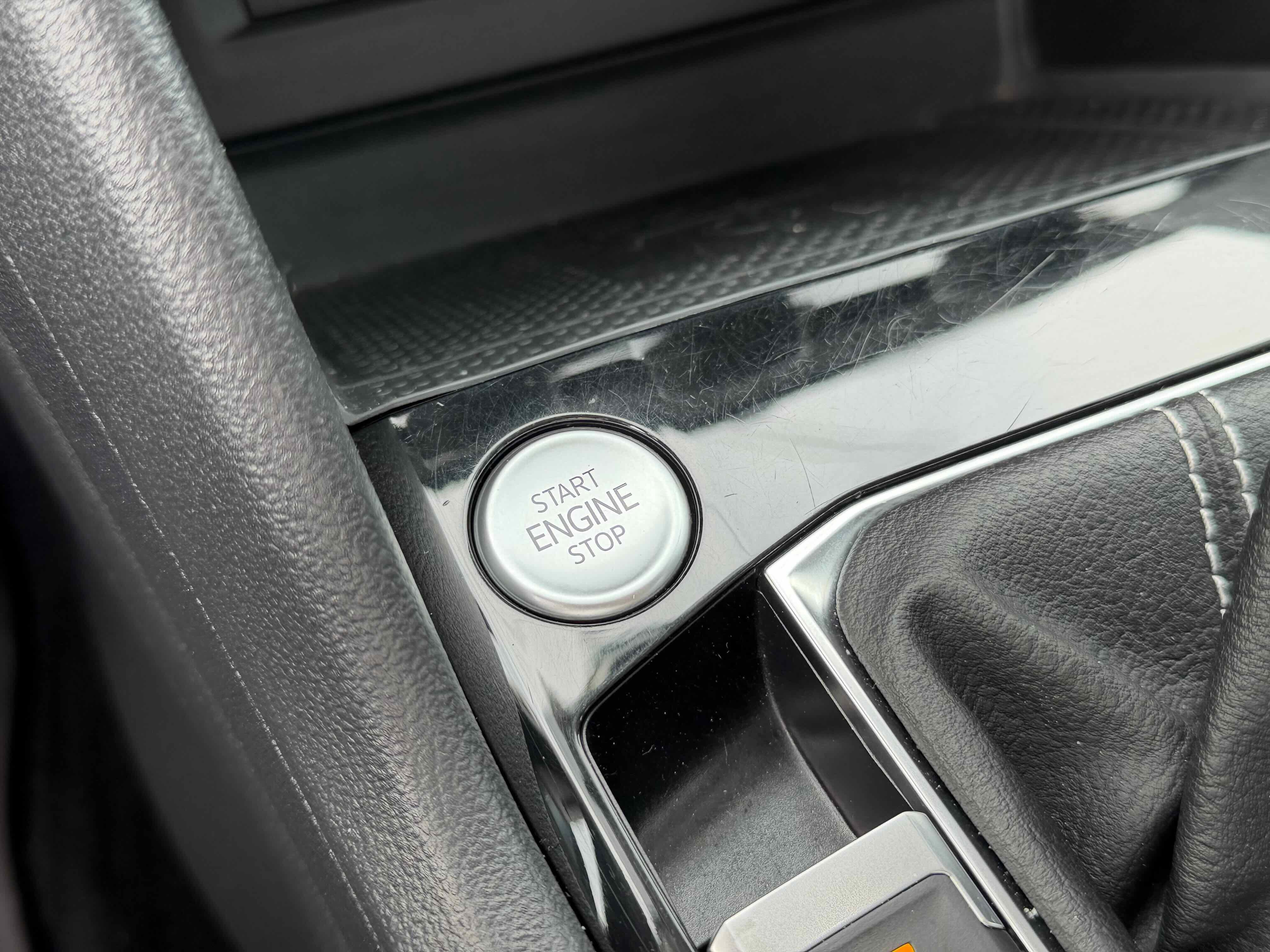 2022 Volkswagen Taos SEL