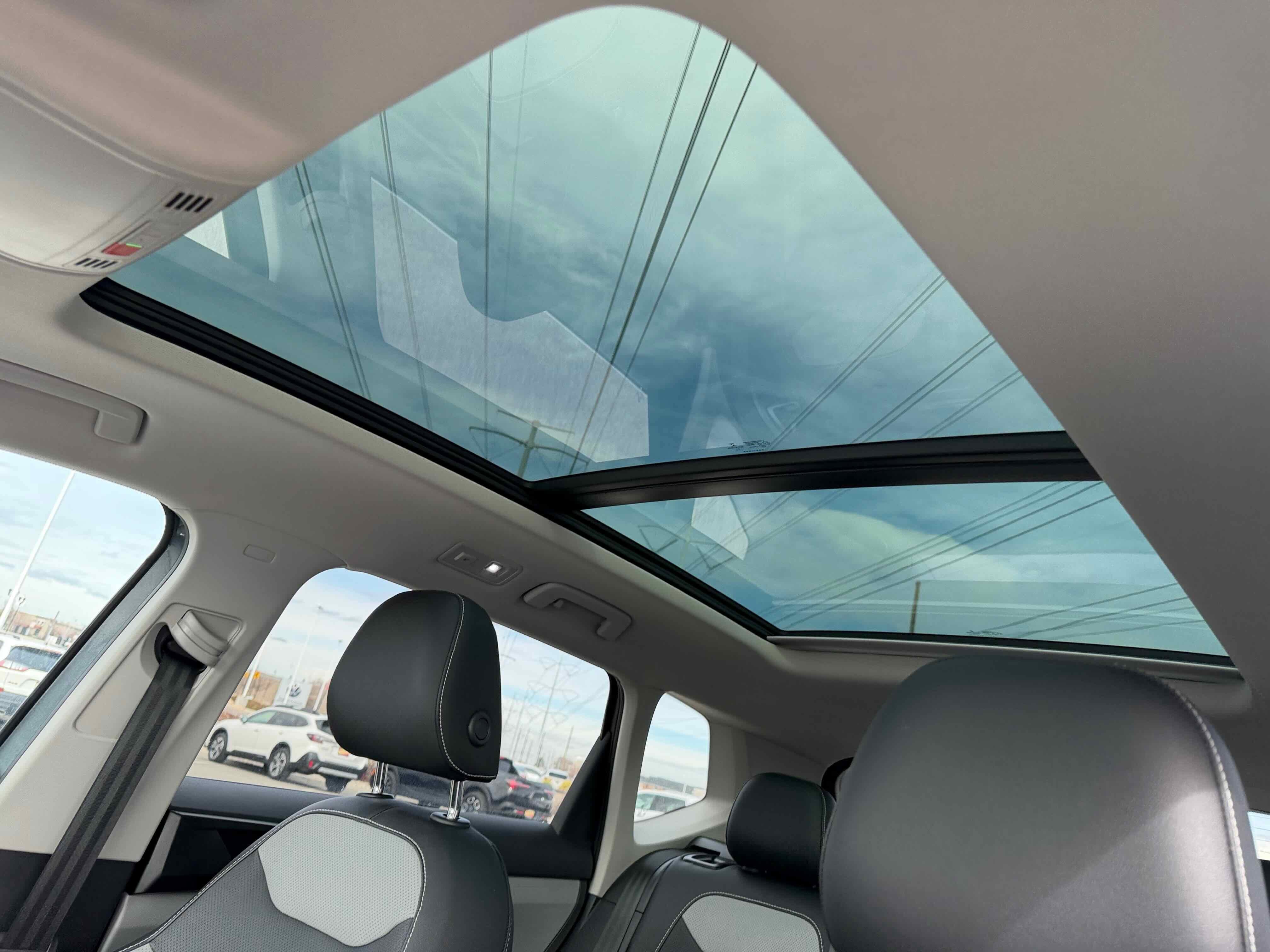 2022 Volkswagen Taos SEL