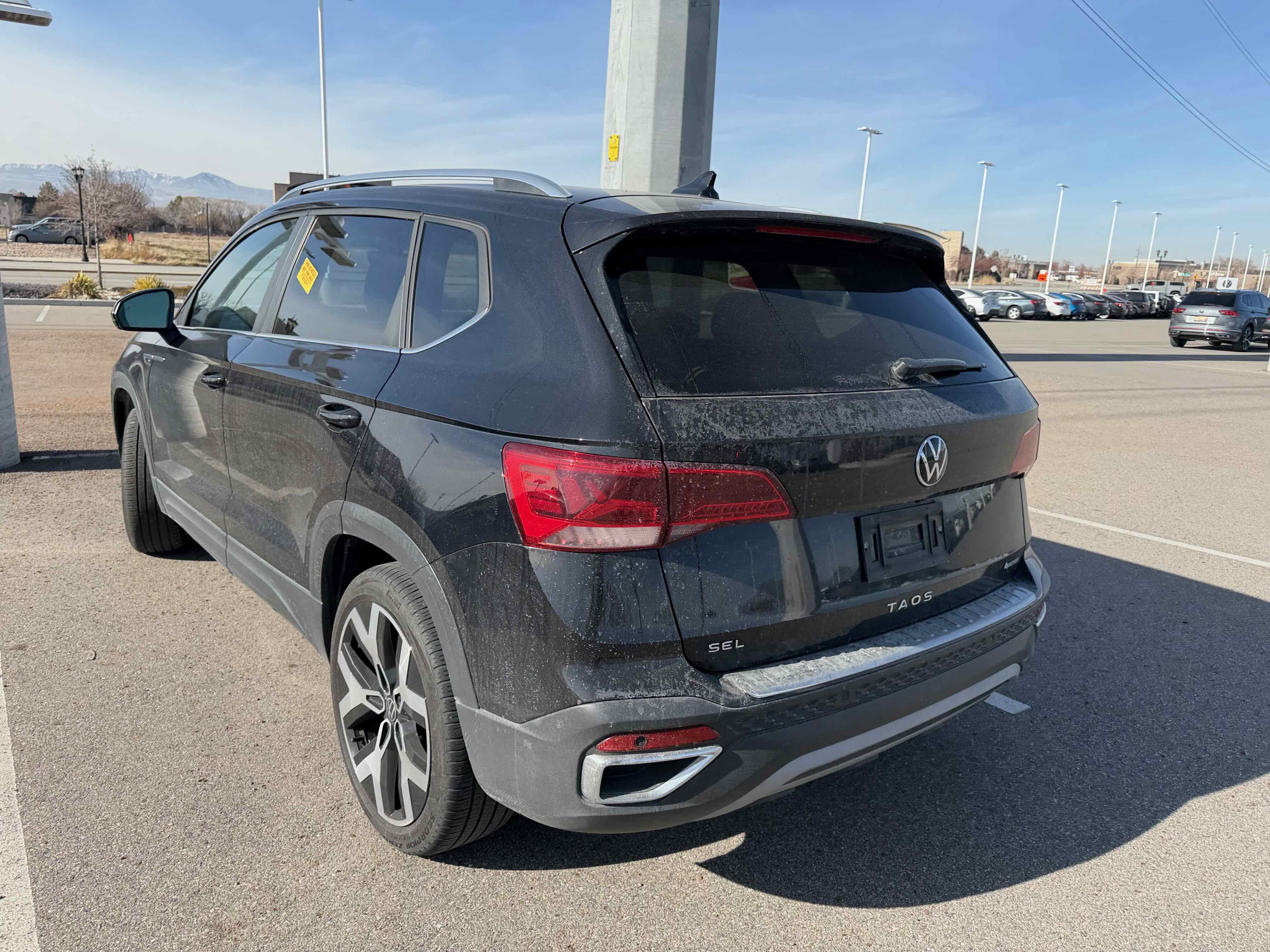 2023 Volkswagen Taos SEL