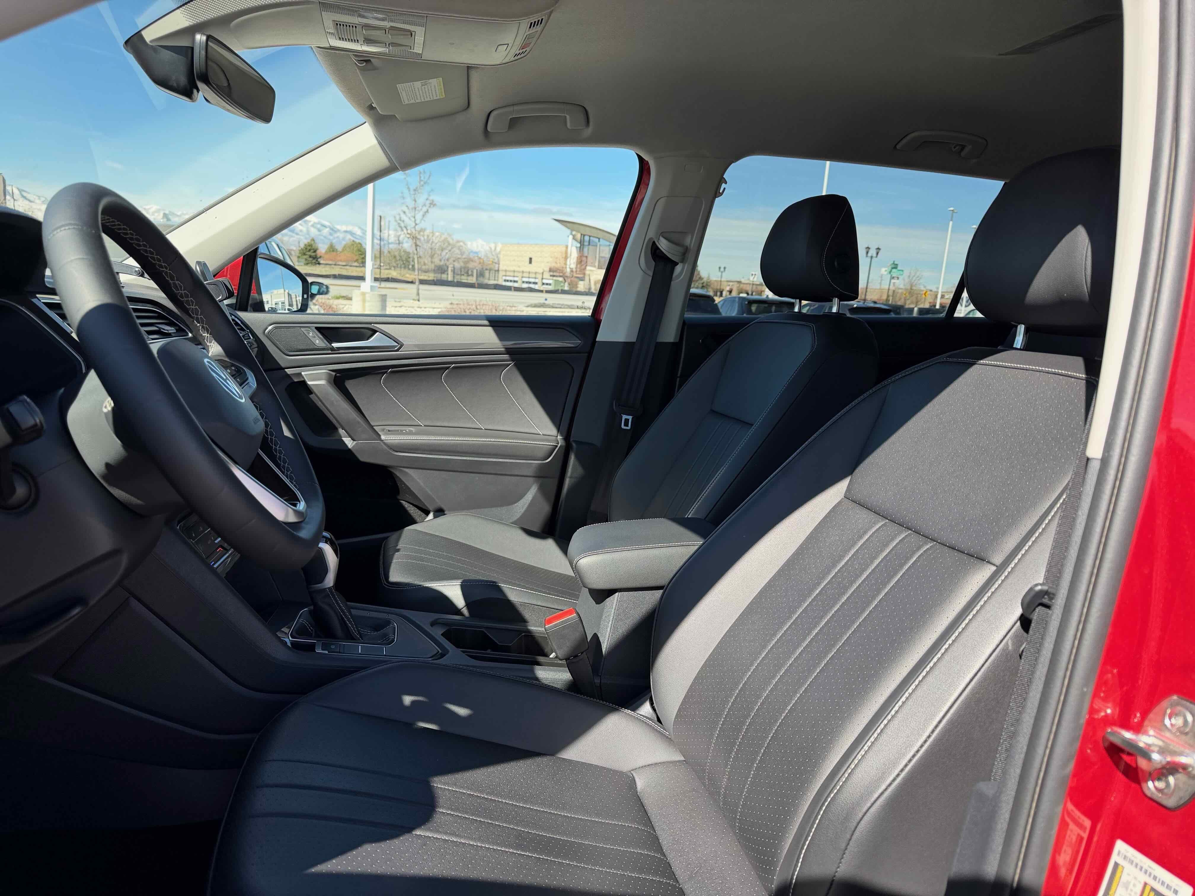 2023 Volkswagen Tiguan SE