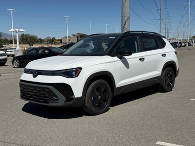 2026 Volkswagen Taos SE Black