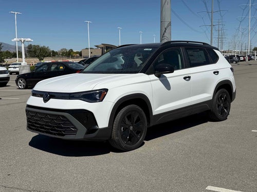 2026 Volkswagen Taos SE Black