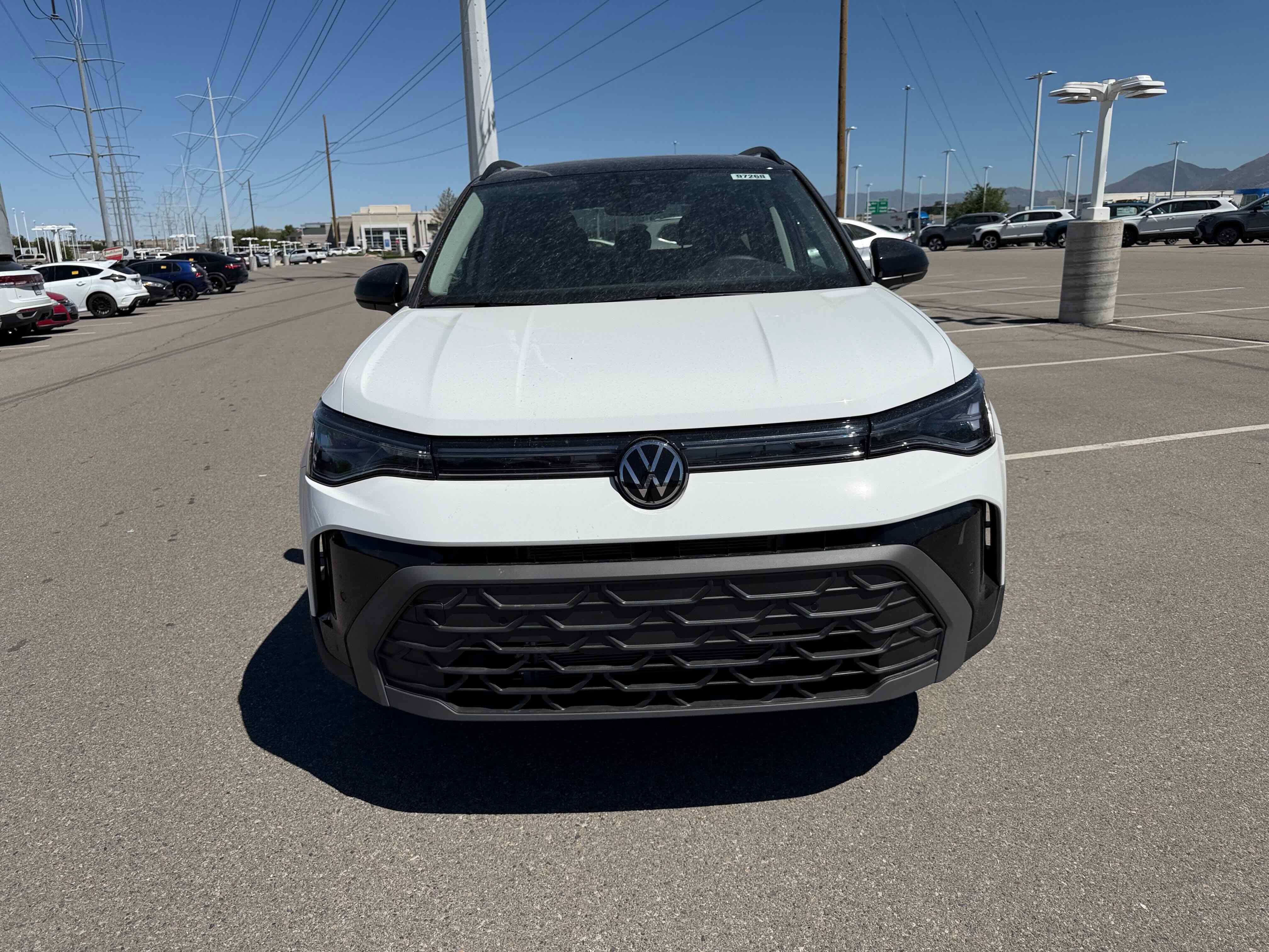 2026 Volkswagen Taos SE Black
