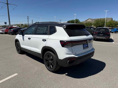 2026 Volkswagen Taos SE Black