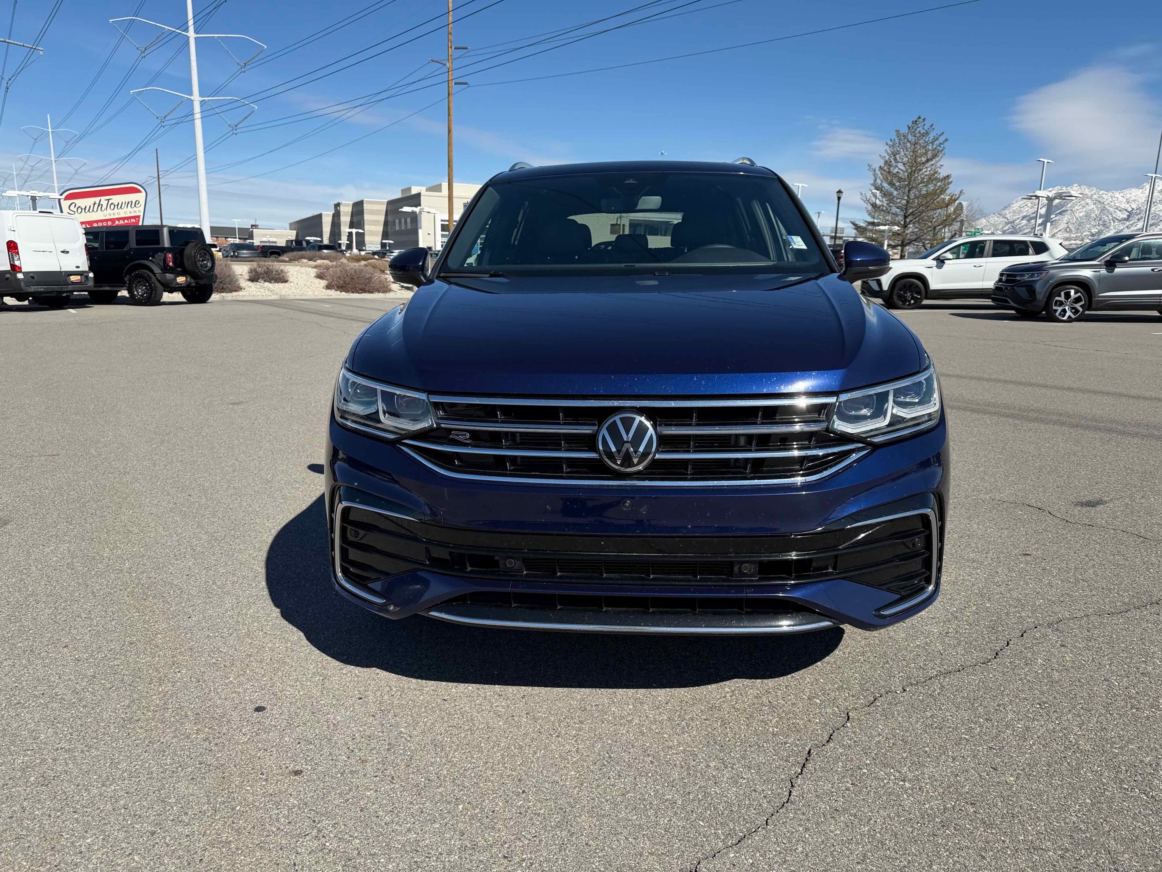 2022 Volkswagen Tiguan SEL R-Line