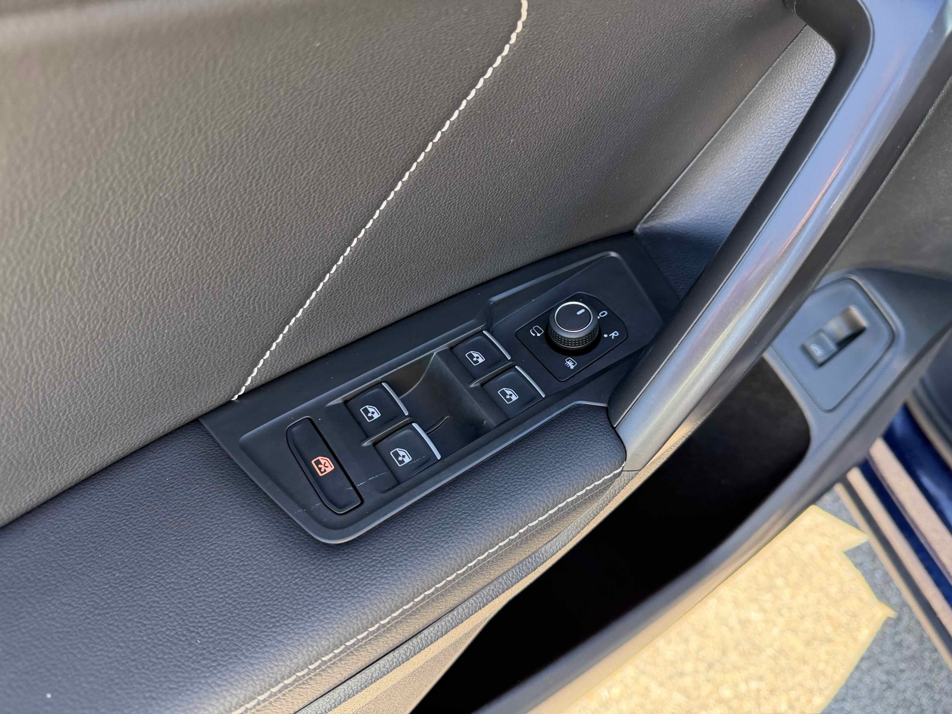 2022 Volkswagen Tiguan SEL R-Line