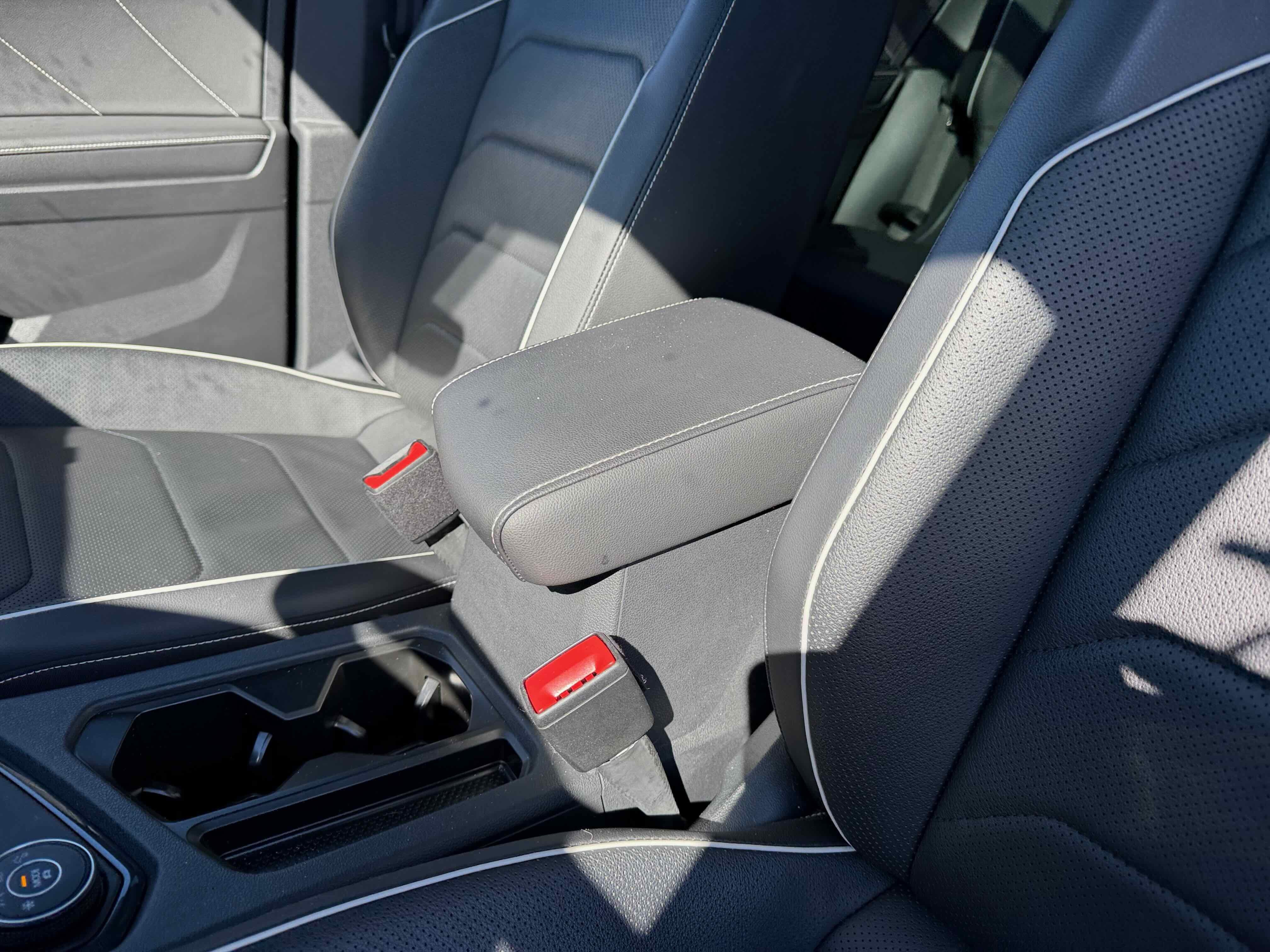 2022 Volkswagen Tiguan SEL R-Line