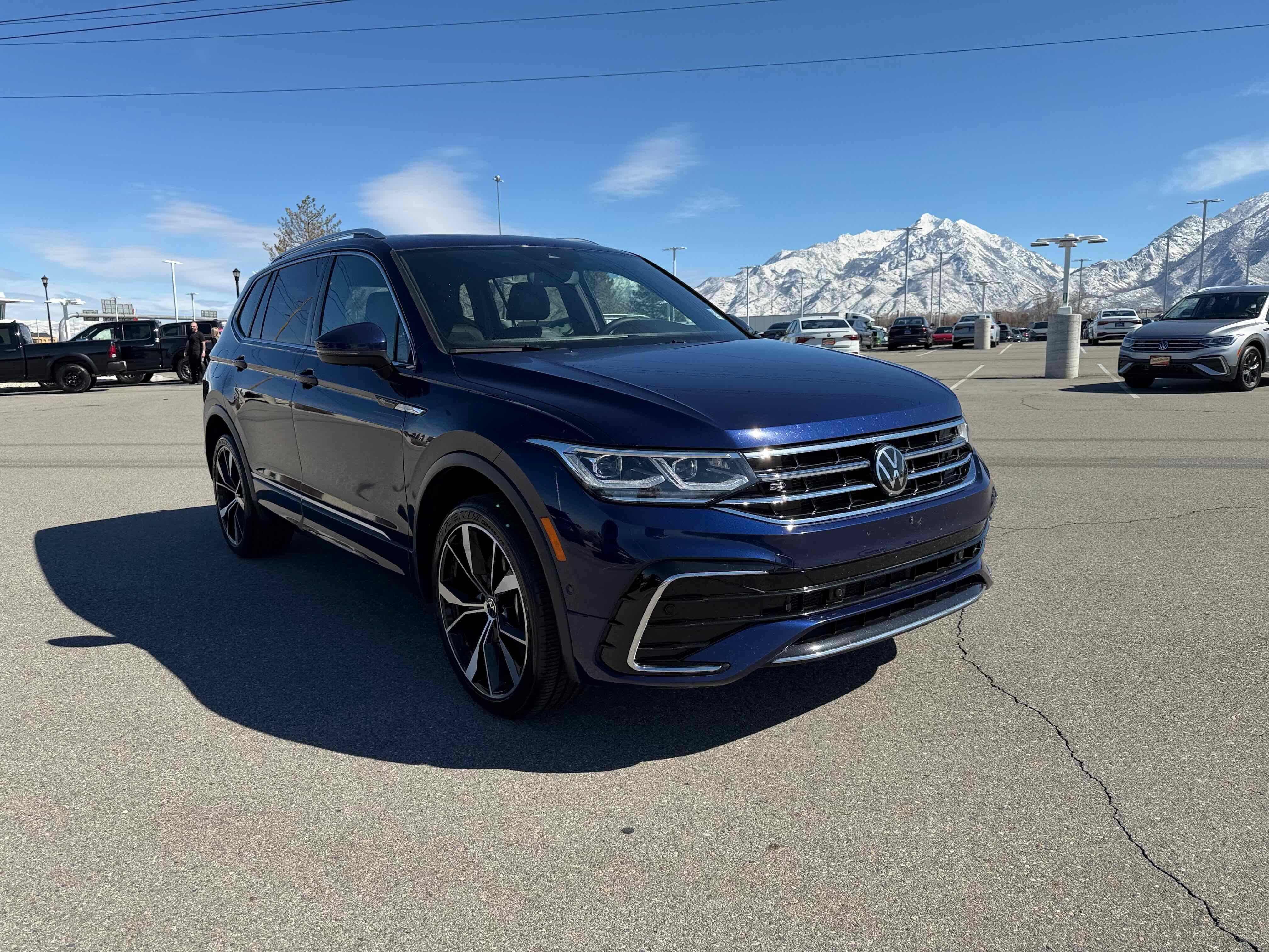2022 Volkswagen Tiguan SEL R-Line