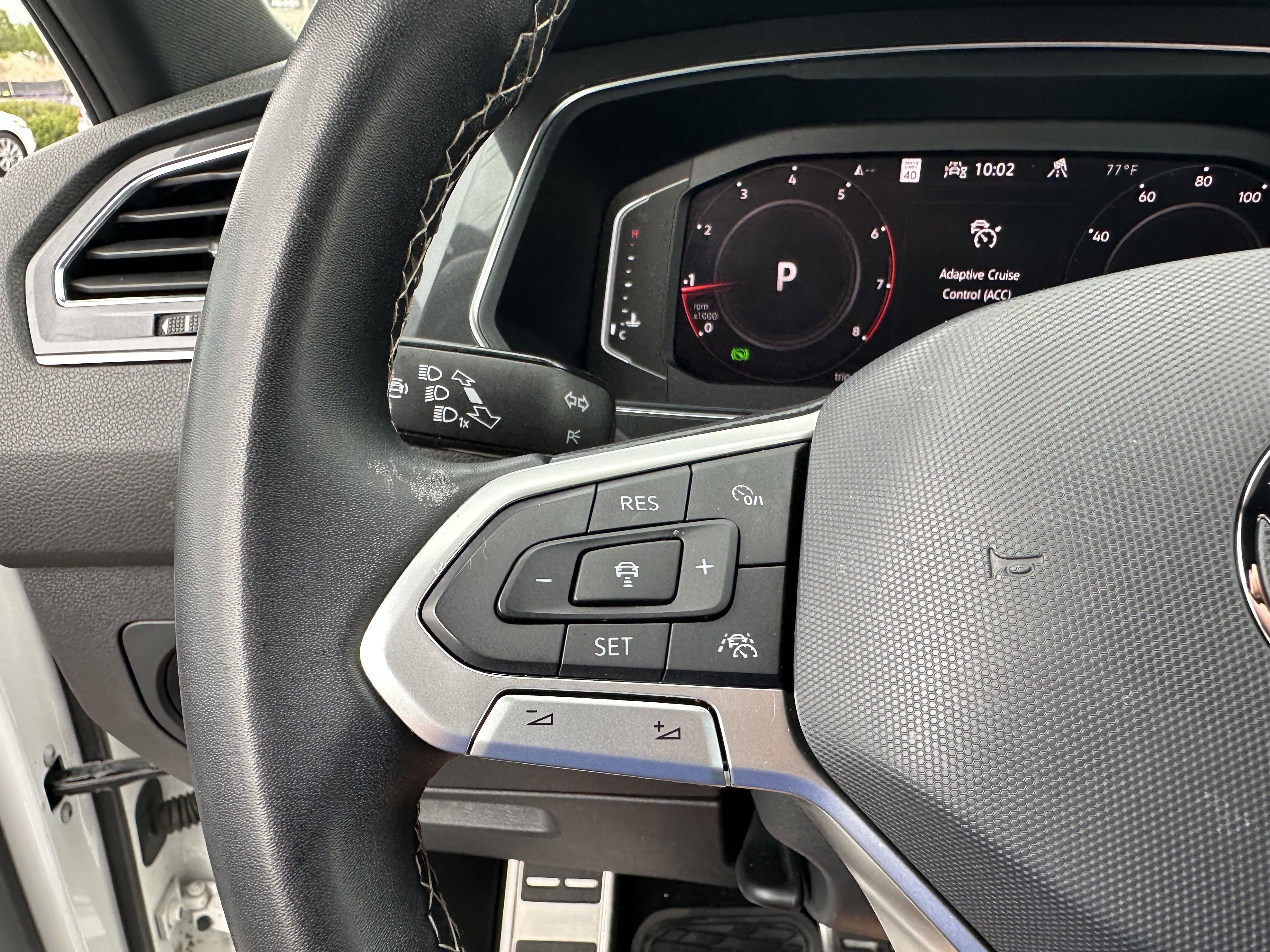 2023 Volkswagen Tiguan SEL R-Line